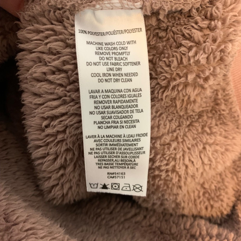 Calvin Klein hoodie - Picture 10 of 11